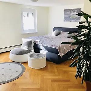 Holzgarten Penzion